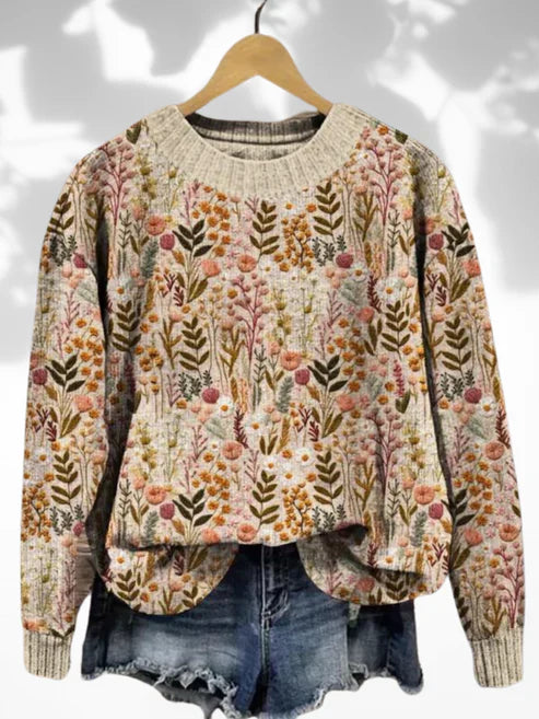 Nova™ | Comfortable sweater with floral print