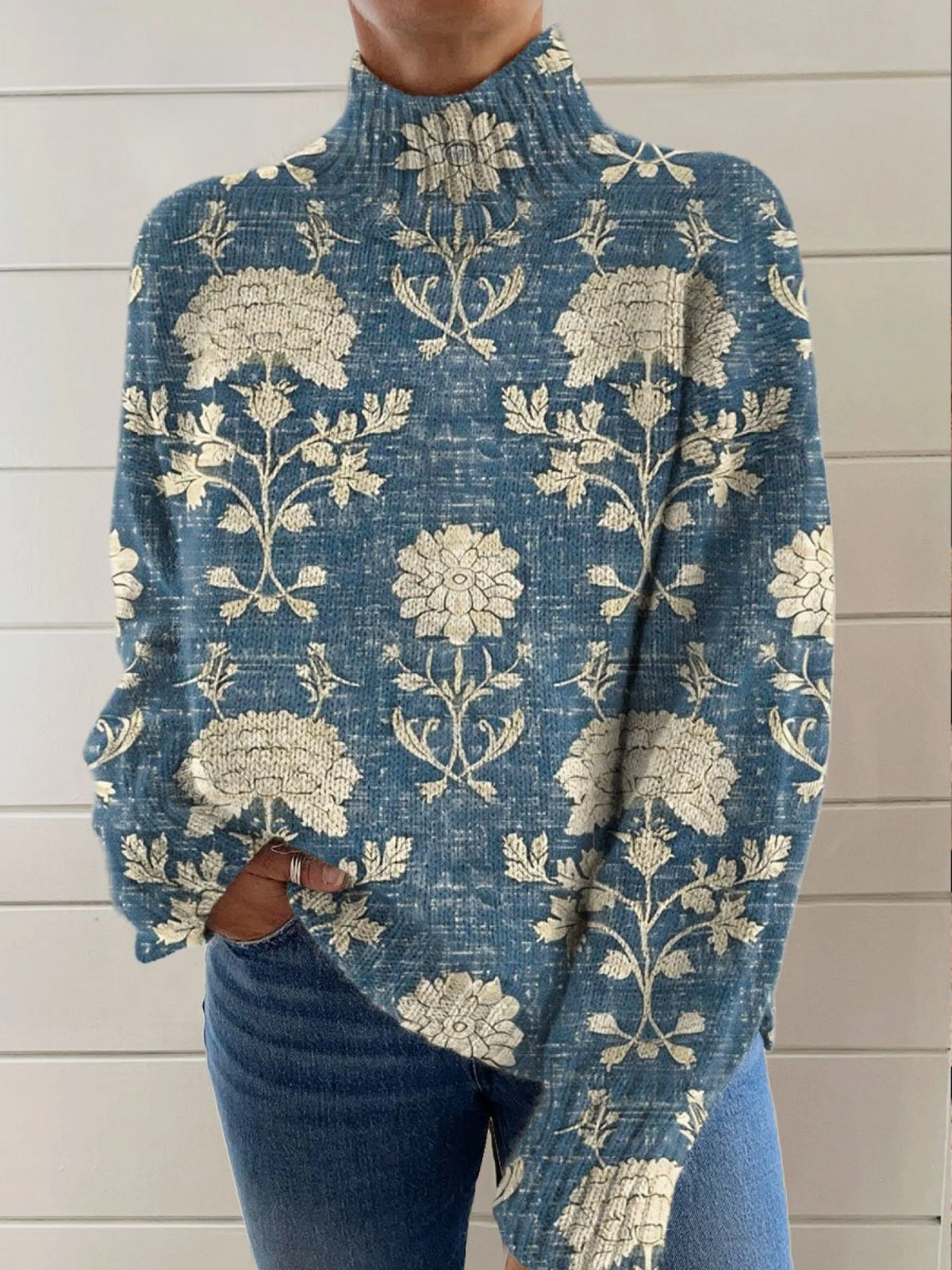Bianca | Artistic Turtleneck
