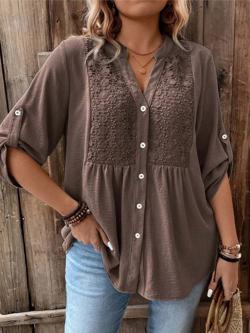 Noor – Blouse with V-neck and Buttons