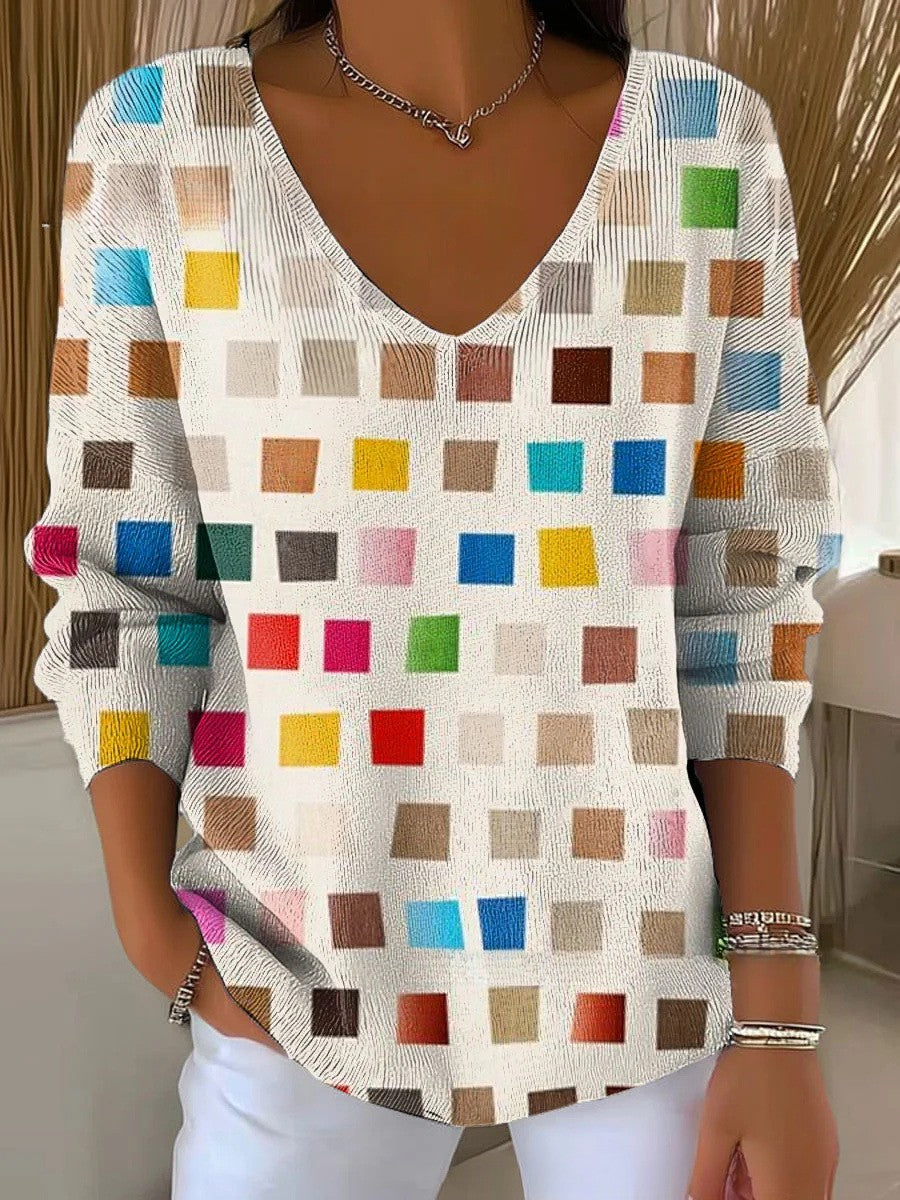 Nore | V-Neck Sweater with Square Pattern