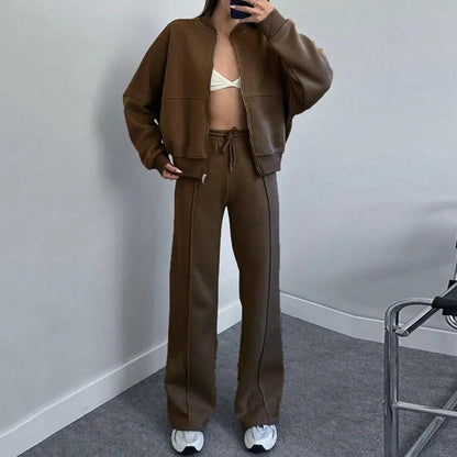 LIA - Comfortable Set